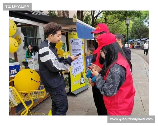 网球比赛志愿者的责任与挑战：为赛事顺利进行提供幕后支持