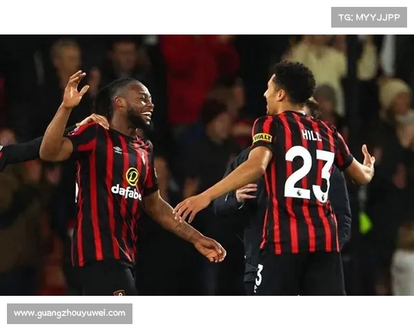 英超历史经典时刻回顾：那些激动人心的逆转与传奇进球